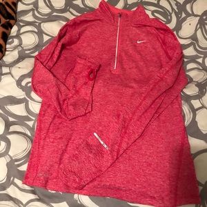 Nike pull over